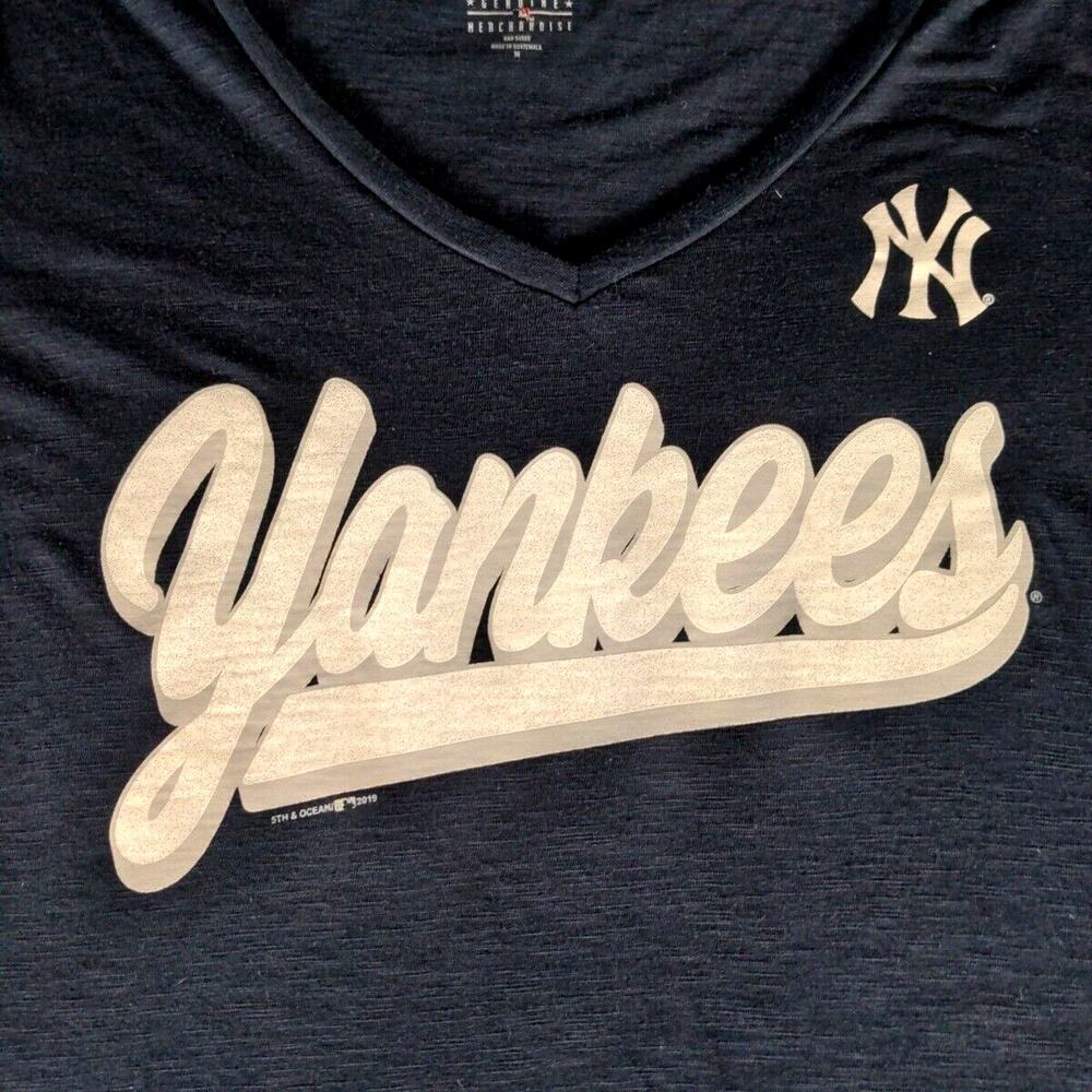 New York Yankees New Era MLB V-Neck T-Shirt Navy Glitter Logo Women M Baseball